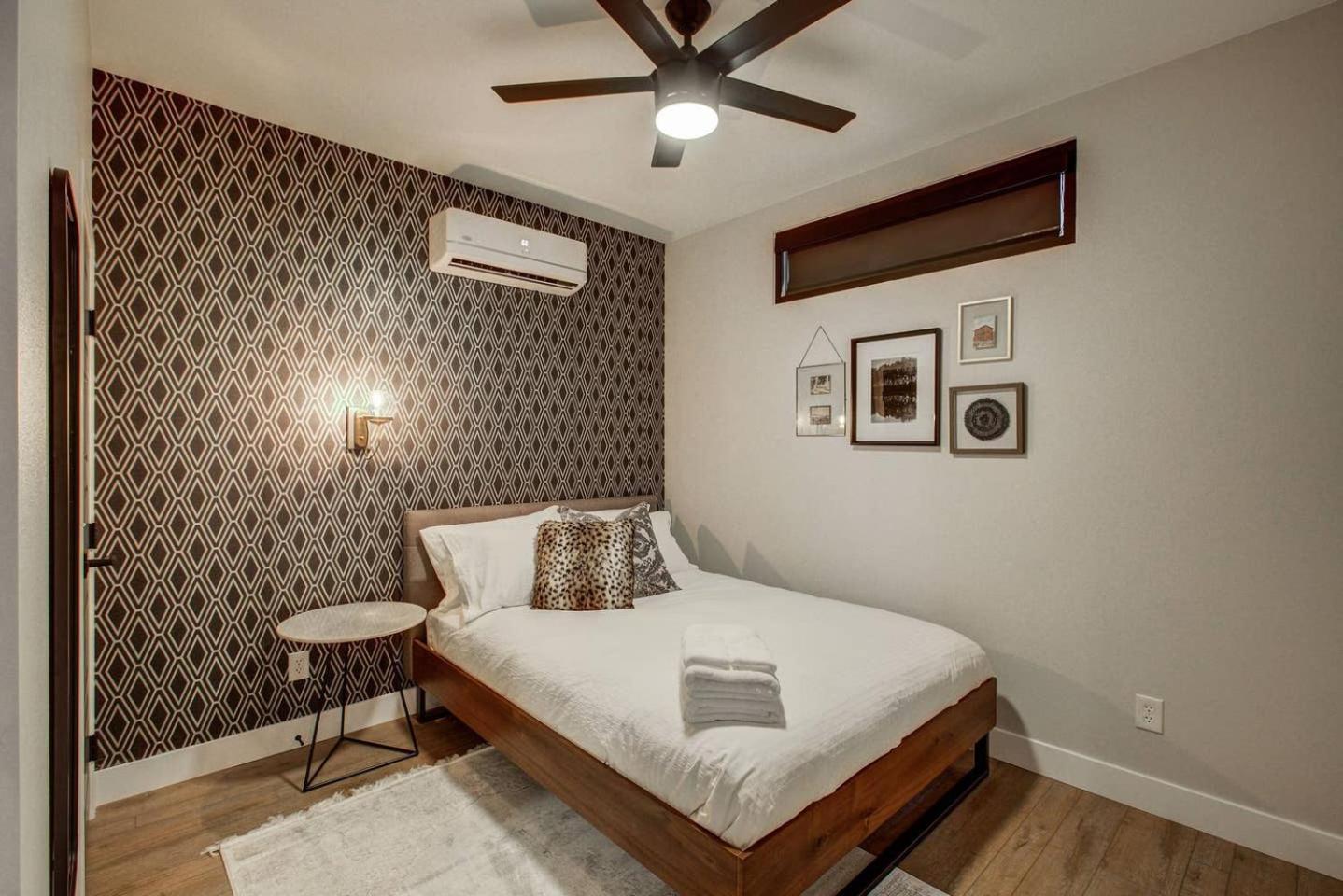 Vrain 2 Bedroom 1 Bath With Full Kitchen DEN Exterior photo
